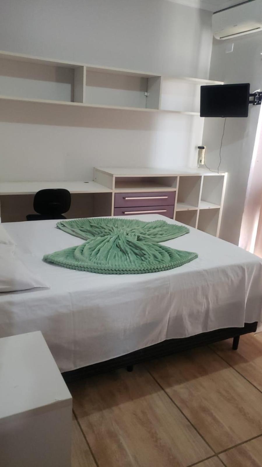 Pousada Leatis Marília Exteriör bild