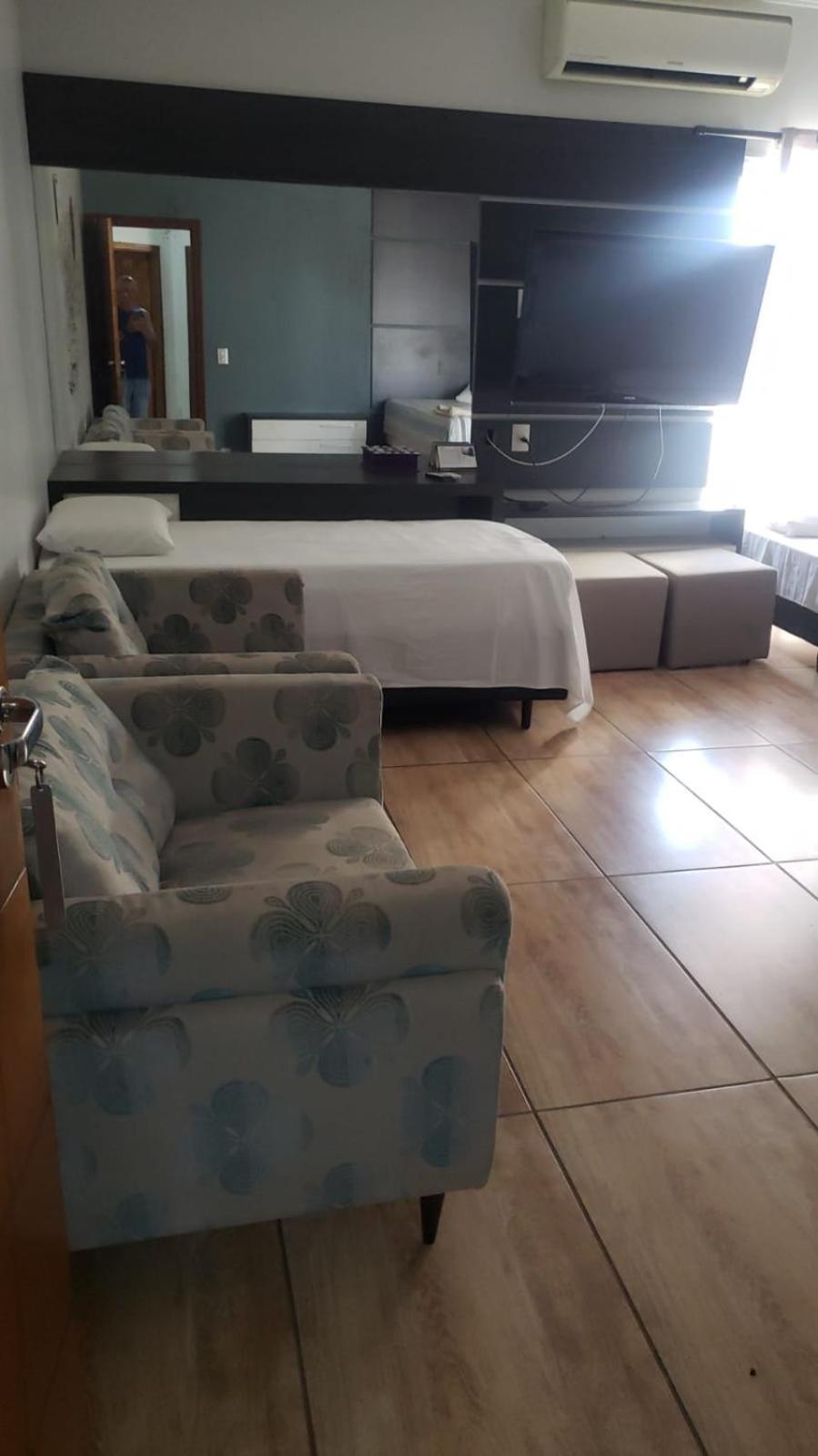 Pousada Leatis Marília Exteriör bild
